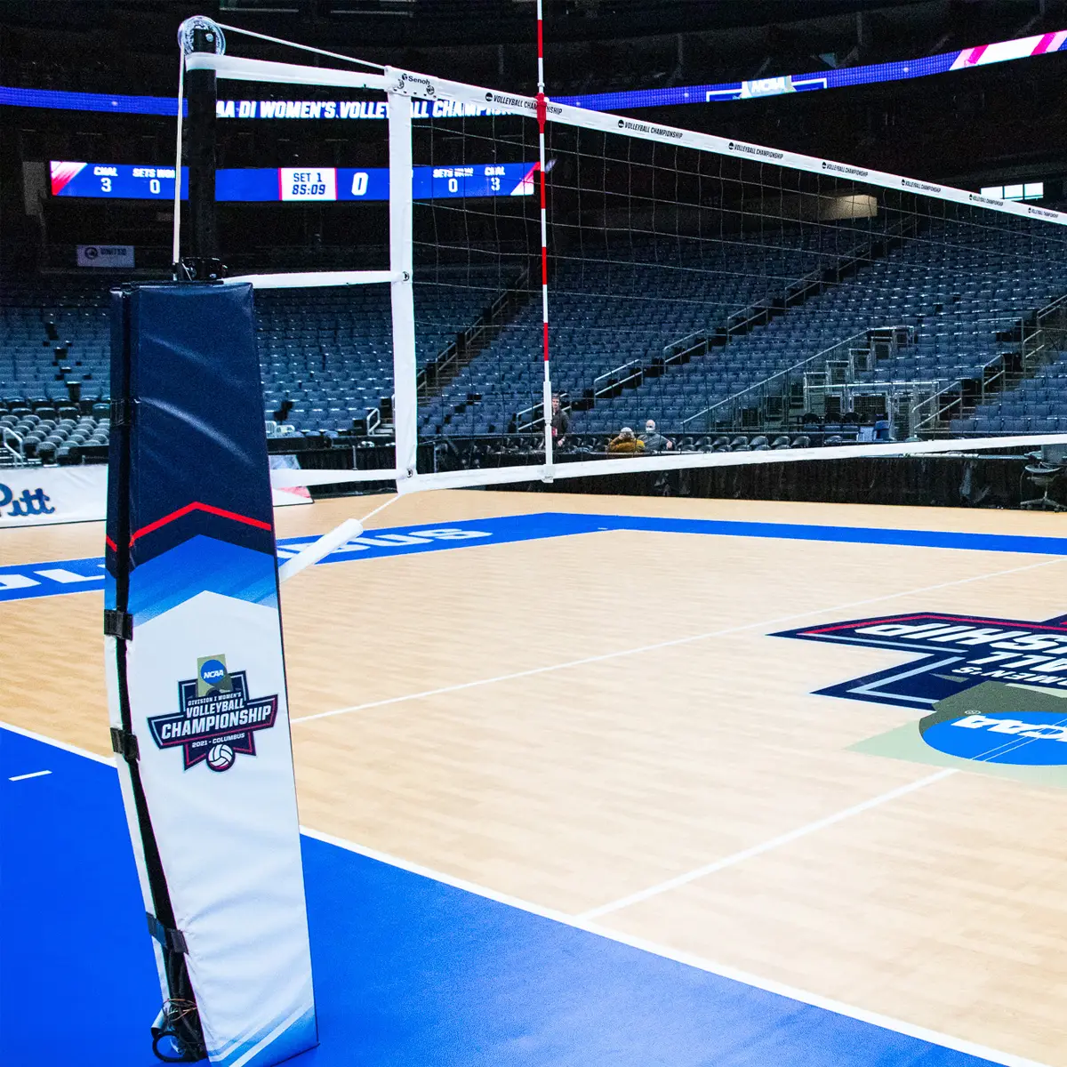 Custom Indoor Volleyball Pole Padding